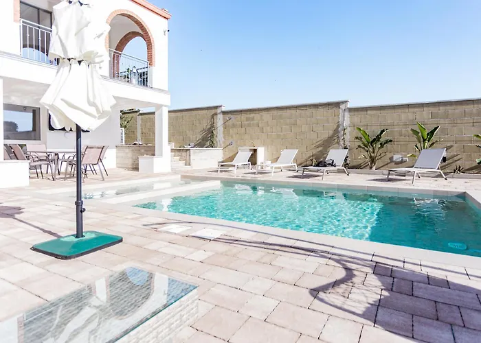 With Heated Pool * Куарту-Сант'Элена