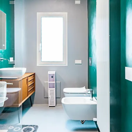 Villa With Heated Pool *