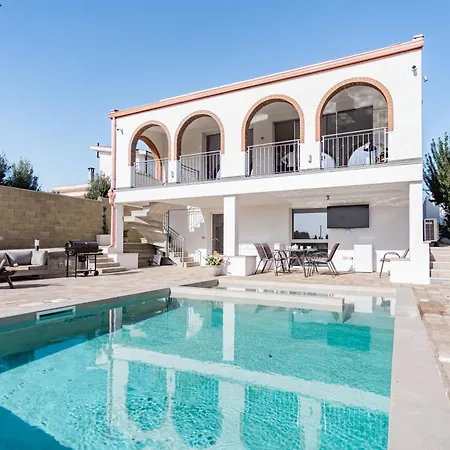 Villa With Heated Pool Quartu SantʼElena