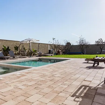 With Heated Pool Quartu SantʼElena