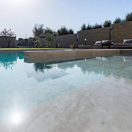 With Heated Pool Villa *
