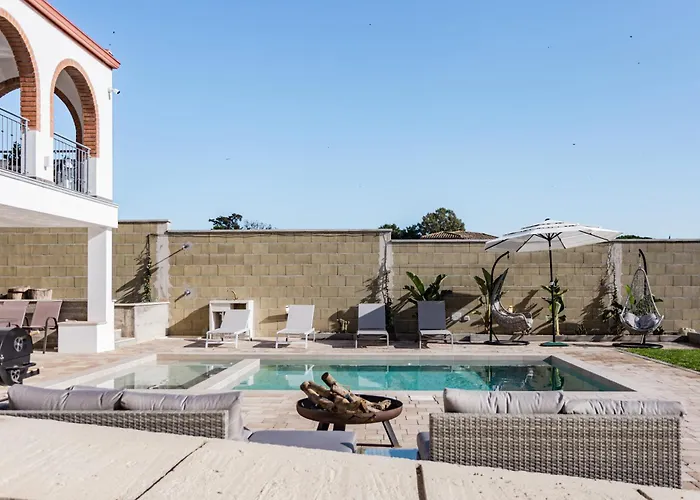 With Heated Pool Villa Quartu SantʼElena