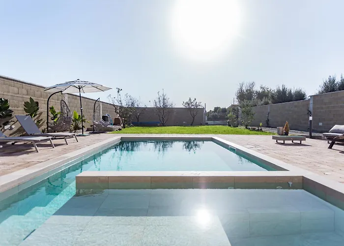 Villa With Heated Pool